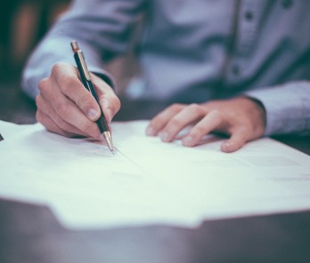 Inkasso beauftragen – alles zu Ablauf und Kosten